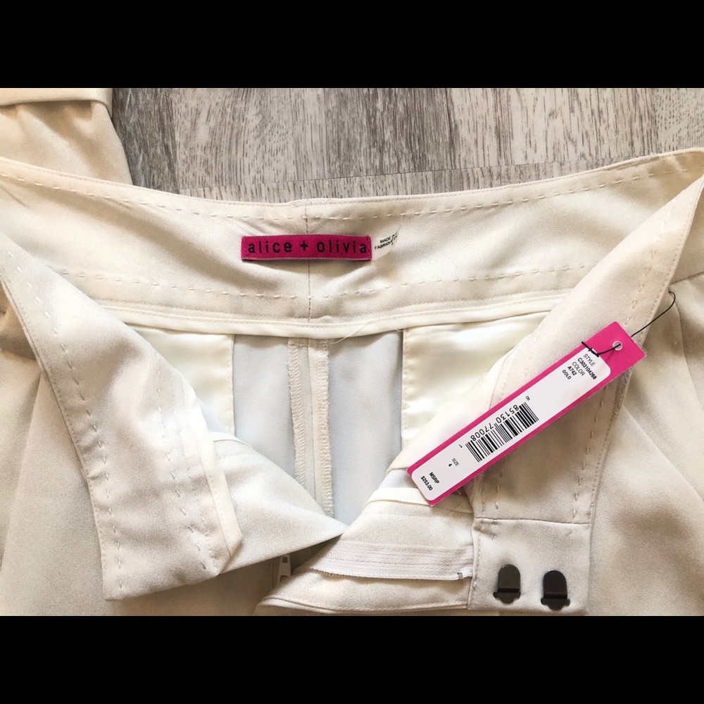 Alice & Olivia White Gold Cropped Pants sz4